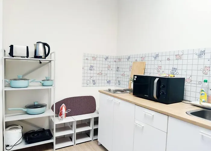 5br House 8beds, Ekkamai Bts 12mins Walk, 711, Shopping Mall * Bangkok
