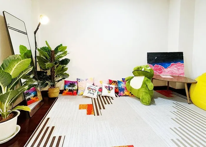 Villa 5br House 8beds, Ekkamai Bts 12mins Walk, 711, Shopping Mall