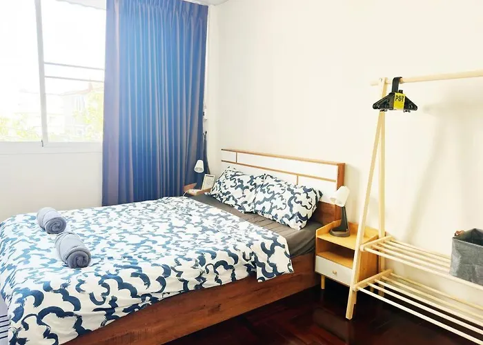 5br House 8beds, Ekkamai Bts 12mins Walk, 711, Shopping Mall * Bangkok