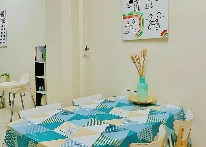 5br House 8beds, Ekkamai Bts 12mins Walk, 711, Shopping Mall Villa *