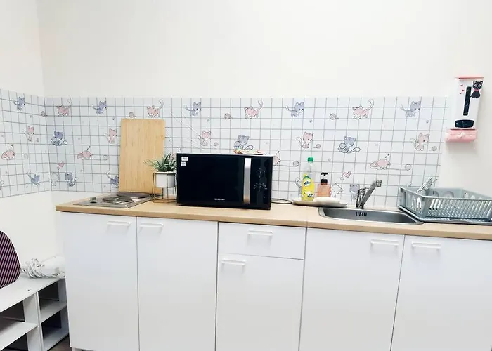 5br House 8beds, Ekkamai Bts 12mins Walk, 711, Shopping Mall